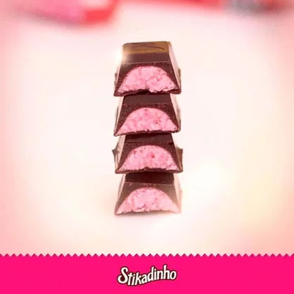 Chocolate Stikadinho Morango 12,3g Caixa 32 Unidades Neugebauer