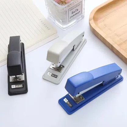 Grampeador Tilibra G2 20A para 20 Folhas Azul
