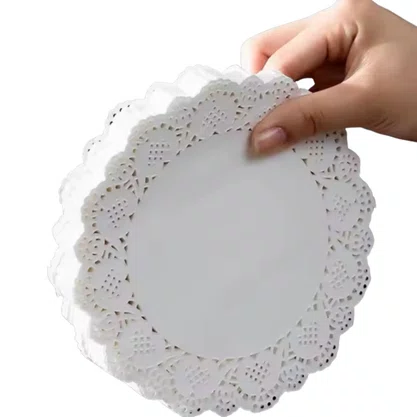 Toalha de Papel Rendada Branca 8,5 cm com 100 Unidades
