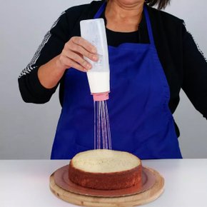 Bisnaga Regador de Bolo