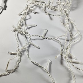 Enfeite Pisca Cascata 100 LEDs Branco 2,5 M Global